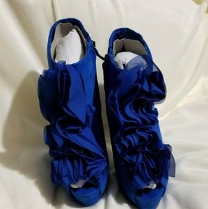 Stiletto heeled bootie